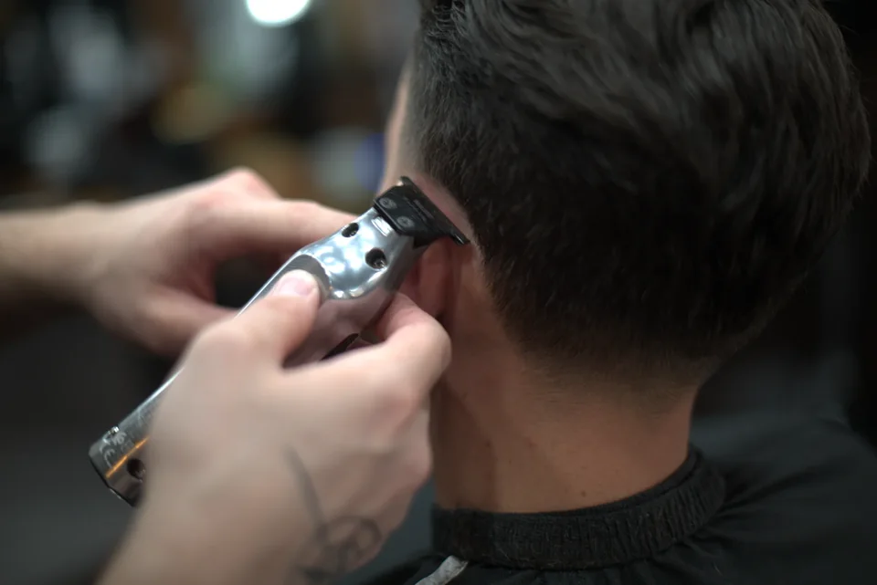 Pillanat a Geronimo’s Barber Shopból